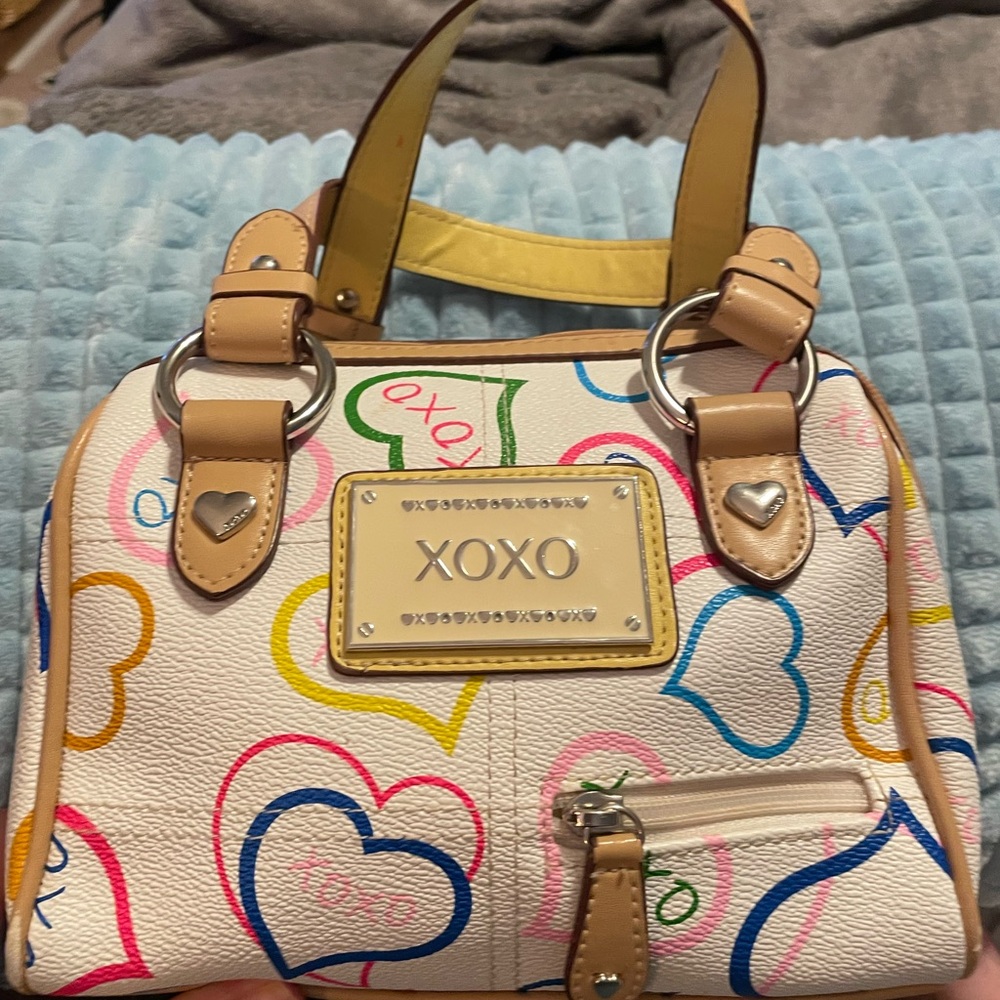 XOXO Cream Heart Pattern Satchel